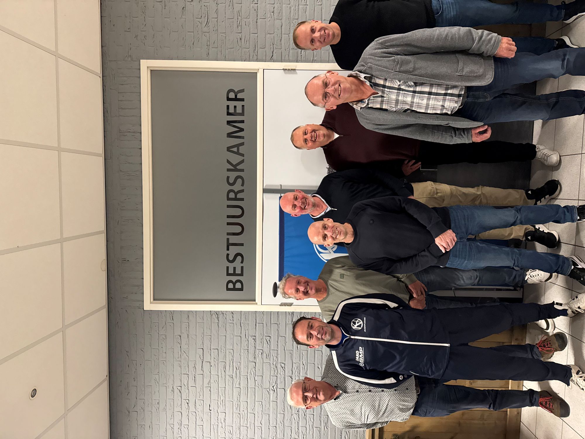 Van de bestuurstafel: even voorstellen!