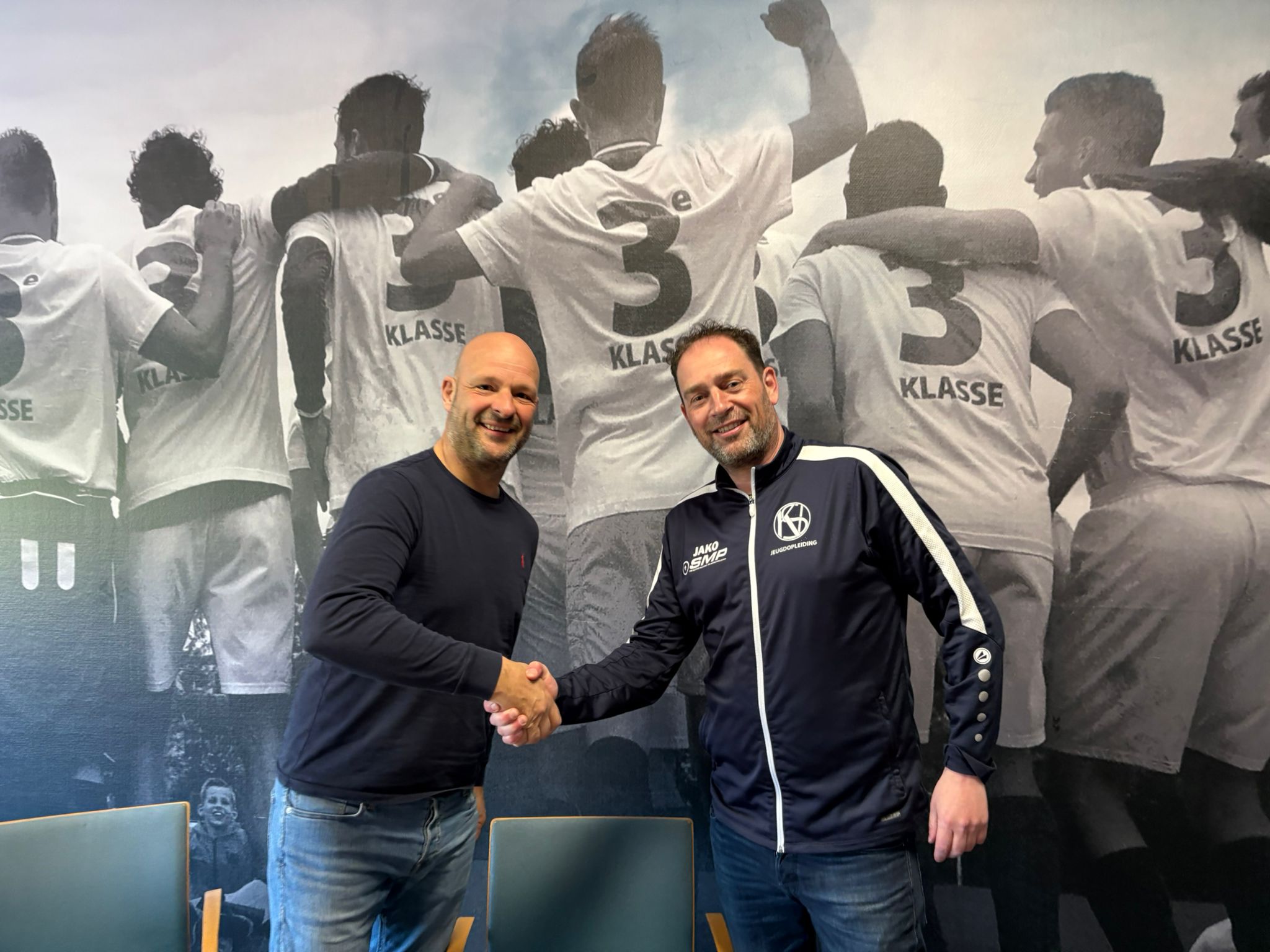 𝐊𝐒𝐕 𝐬𝐭𝐞𝐥𝐭 𝐌𝐢𝐜𝐡𝐞𝐥 𝐀𝐝𝐫𝐢𝐚𝐚𝐧𝐬𝐞 𝐚𝐚𝐧 𝐚𝐥𝐬 𝐡𝐨𝐨𝐟𝐝𝐭𝐫𝐚𝐢𝐧𝐞𝐫 𝐉𝐎𝟐𝟑-𝟏